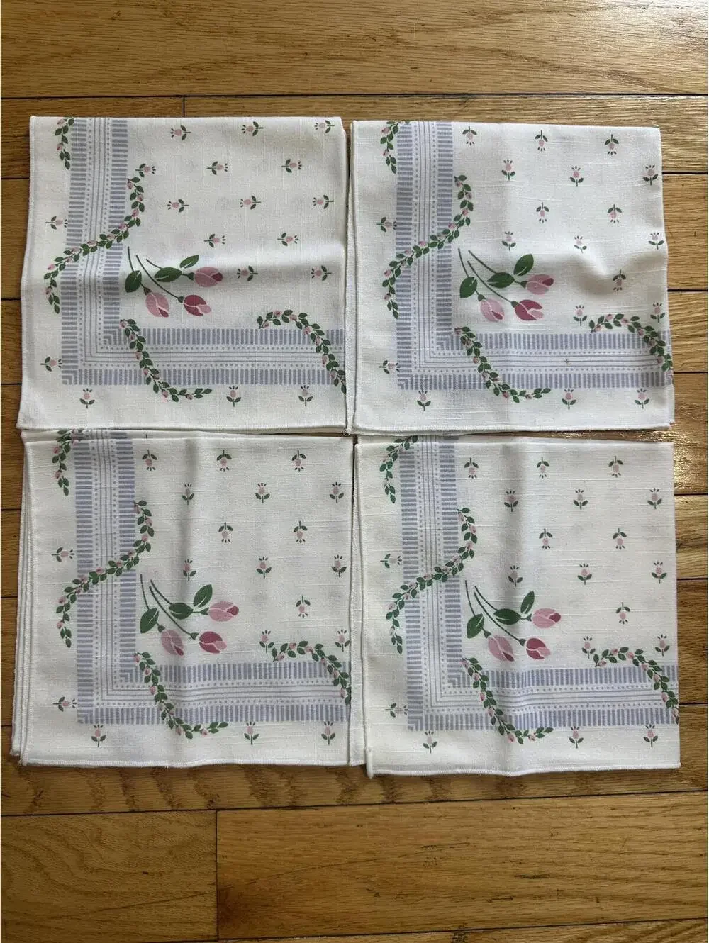 VTG Sunweave Linen Tulip Floral Napkins Set Of 4 Cottagecore 16x16 Farmhouse